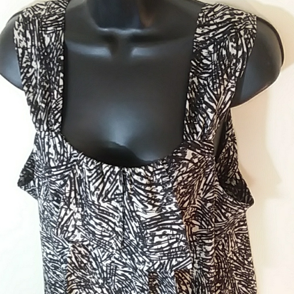Mossimo top - Picture 2 of 4
